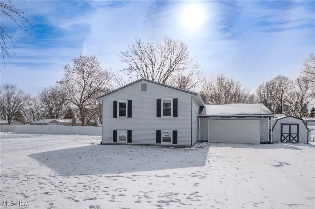5648 Hill Run Nw Circle, Massillon, OH 44646 - Image #1