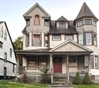 1888 Beersford Road, East Cleveland, OH 44112