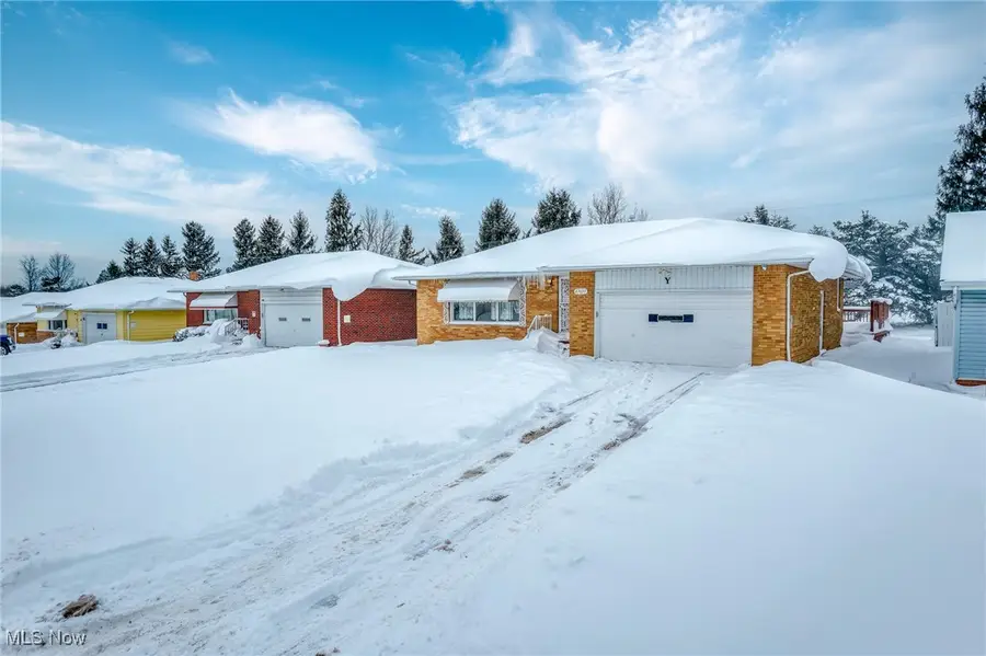 23637 Shurmer Drive, Warrensville Heights, OH 44128 - Image #2