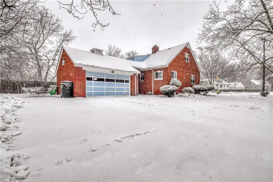 21329 Lakeshore Boulevard, Euclid, OH 44123 - Image #3