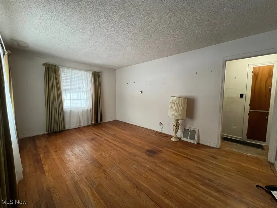 1248 Greenwood Avenue, Akron, OH 44320 - Image #2