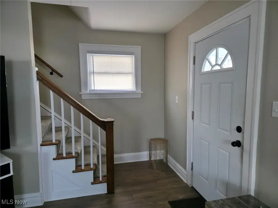 1425 Crescent Sw Road, Canton, OH 44710 - Image #2