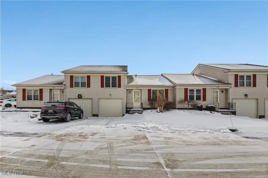 5279 Creekside Boulevard #V43, Brunswick Hills, OH 44212 - Image #2