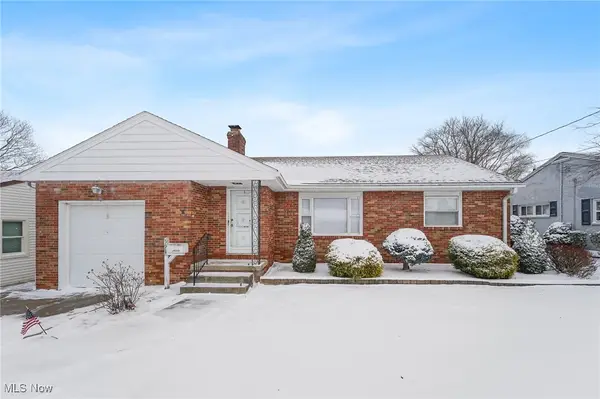 591 Breetz Drive, Campbell, OH 44505