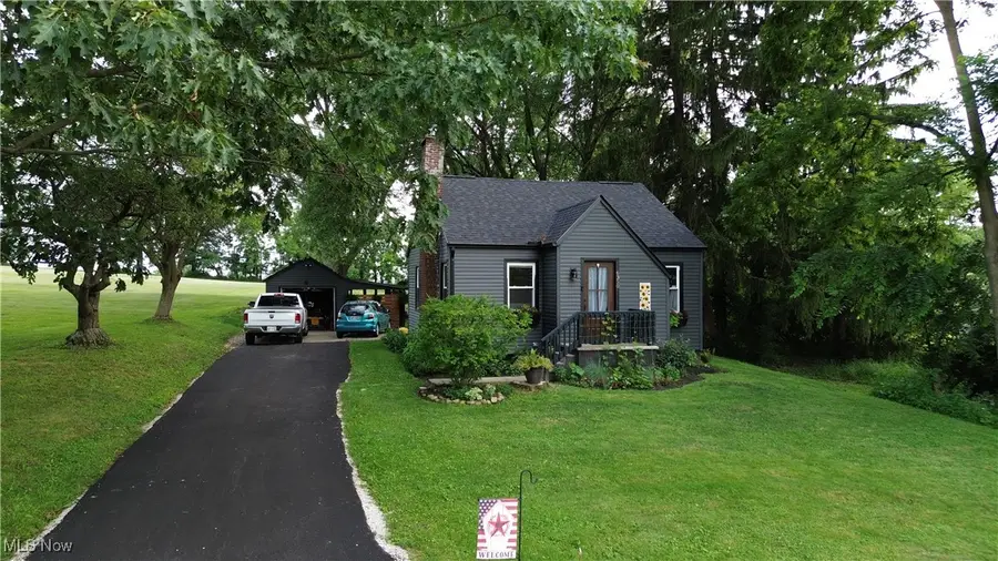 6350 Highton Sw Street, Navarre, OH 44662 - Image #2