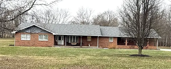 65535 8th Street Road, Cambridge, OH 43725