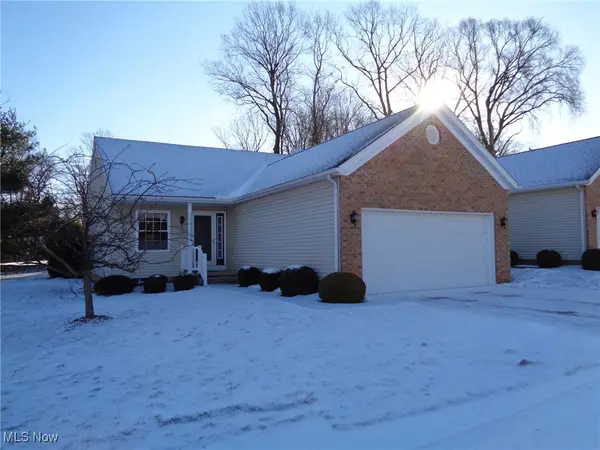 3180 Mariners Island Nw Drive, Canton, OH 44708