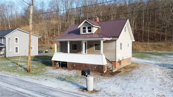 33 Hill Street, Adena, OH 43901