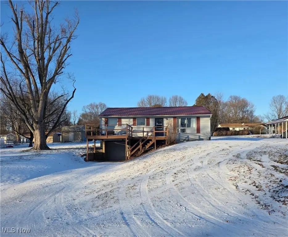 155 Sandy Se Drive, New Philadelphia, OH 44663 - Image #1