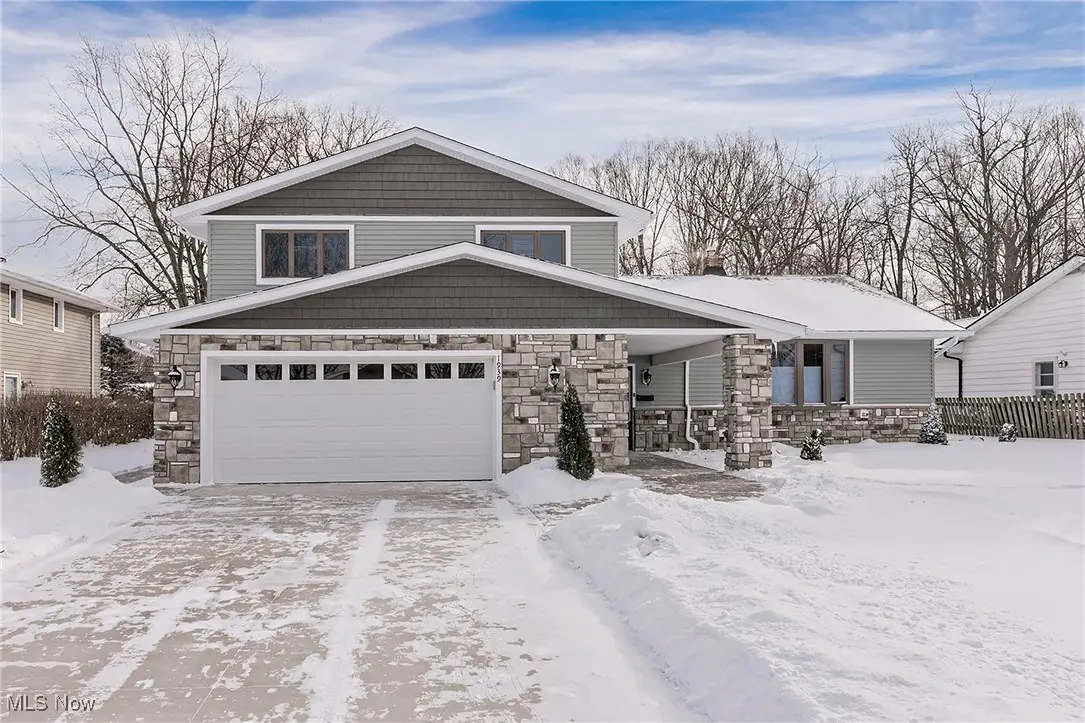 1939 Winchester Road, Lyndhurst, OH 44124 - Image #1