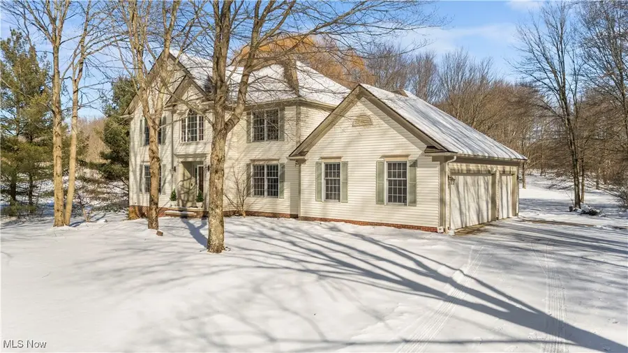 860 Whisperwood Lane, Aurora, OH 44202 - Image #2