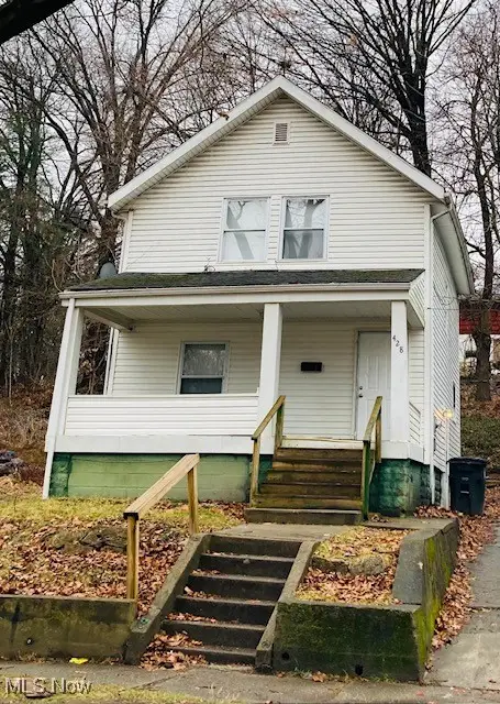 428 Whitney Avenue, Akron, OH 44306