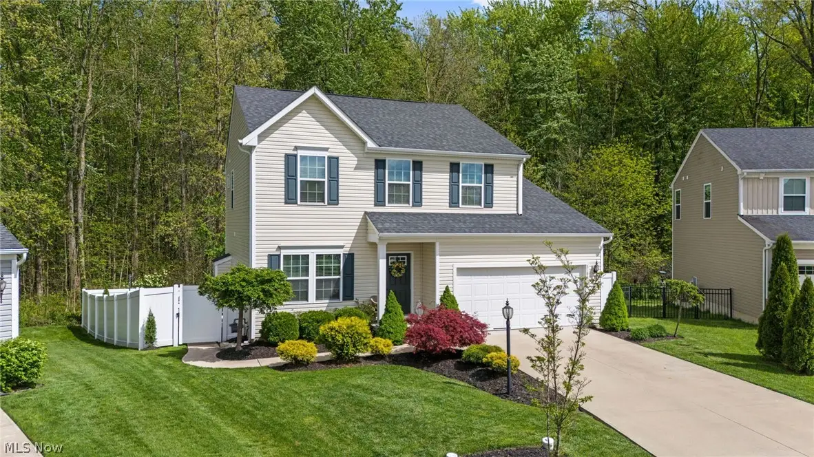 31832 Rustic Ridge, North Ridgeville, OH 44039 - #1