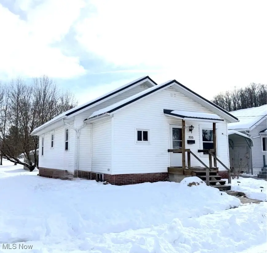 335 Packer Street, Uhrichsville, OH 44683 - Image #1