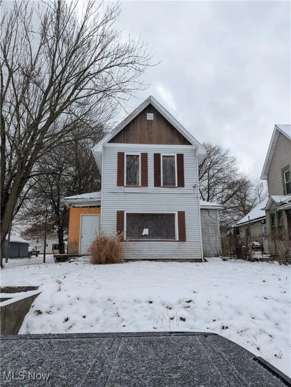 604 W 1st Street, Uhrichsville, OH 44683 - Image #1