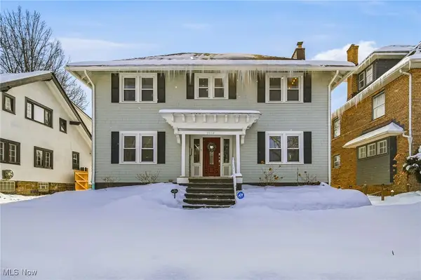 3014 Euclid Heights Boulevard, Cleveland Heights, OH 44118