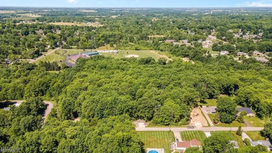 31 Colony Drive, Alliance, OH 44601 - #3