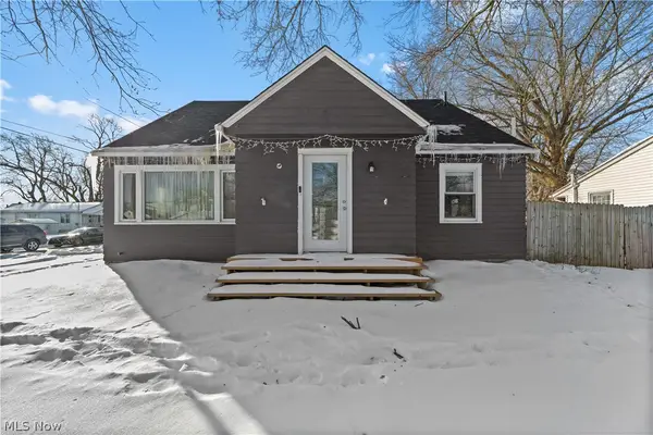 1028 Foster Avenue, Elyria, OH 44035