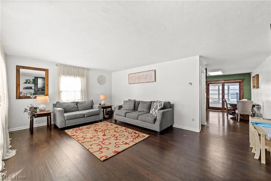 1028 Foster Avenue, Elyria, OH 44035 - #3