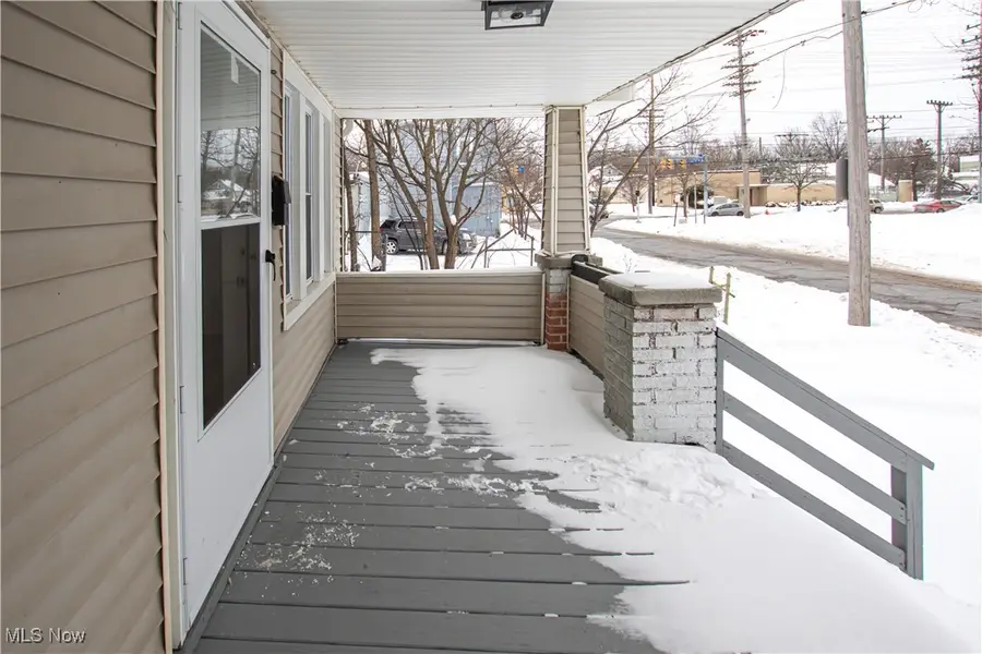 19901 Pawnee Avenue, Cleveland, OH 44119 - Image #3