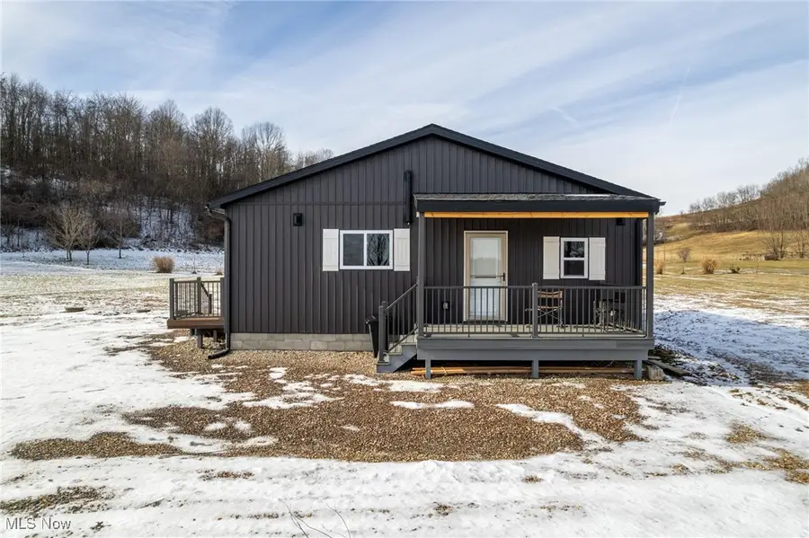 8580 Wolford Se Road, Uhrichsville, OH 44683 - Image #2