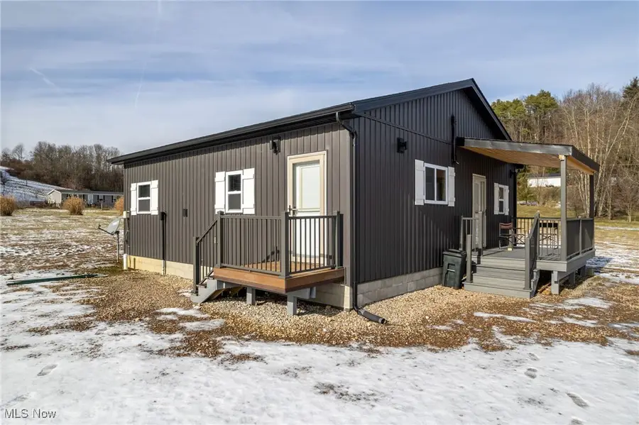 8580 Wolford Se Road, Uhrichsville, OH 44683 - Image #3