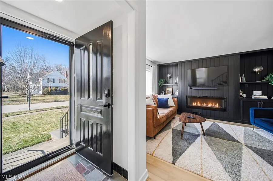 2353 Charney Road, University Heights, OH 44118 - #3