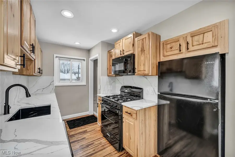 30051 Forestgrove Road, Willowick, OH 44095 - Image #3