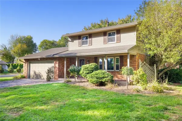 3863 Heckman Nw Street, Uniontown, OH 44685