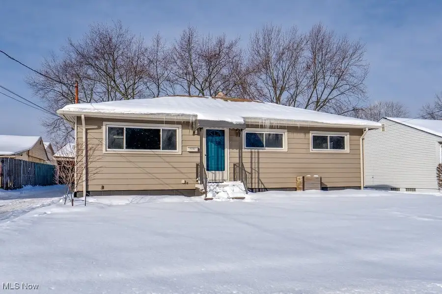 6490 Grosse Drive, Brook Park, OH 44142 - #3