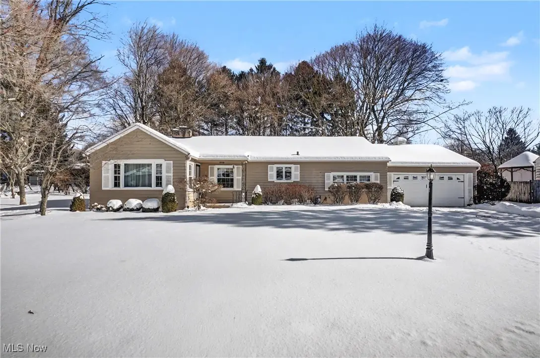 3001 Englewood Drive, Stow, OH 44224 - #1