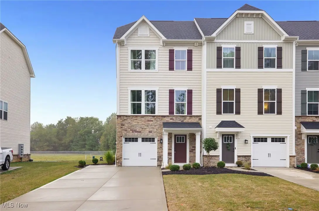 316 E Reno Drive, Louisville, OH 44641 - #1