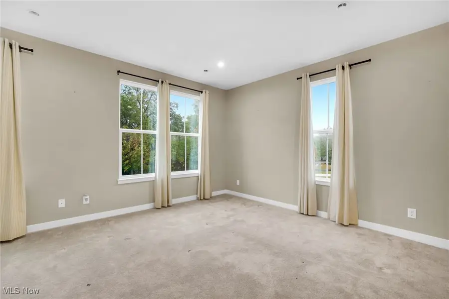 316 E Reno Drive, Louisville, OH 44641 - #3