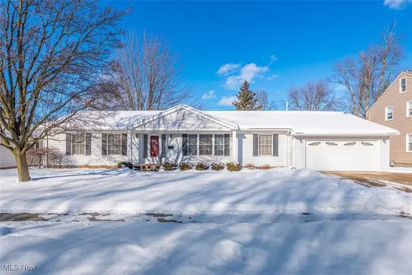 20950 Woodstock Avenue, Fairview Park, OH 44126