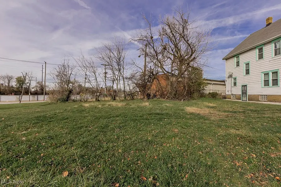 13317 Woodworth Road, East Cleveland, OH 44112 - #2