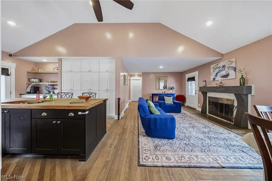 2430 S Hametown Road, Norton, OH 44203 - #3