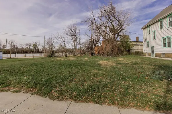 V/L Woodworth Avenue, East Cleveland, OH 44112