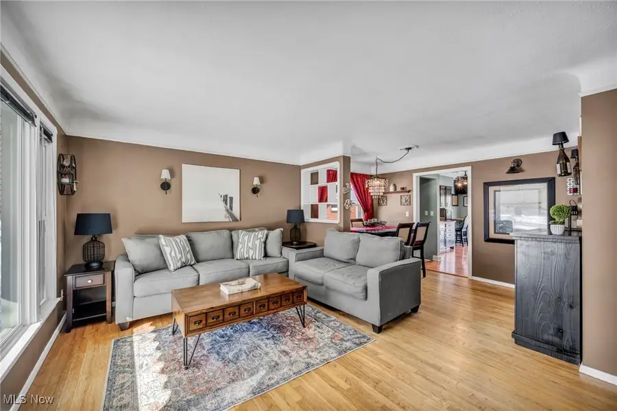 395 E 309th Street, Willowick, OH 44095 - #3