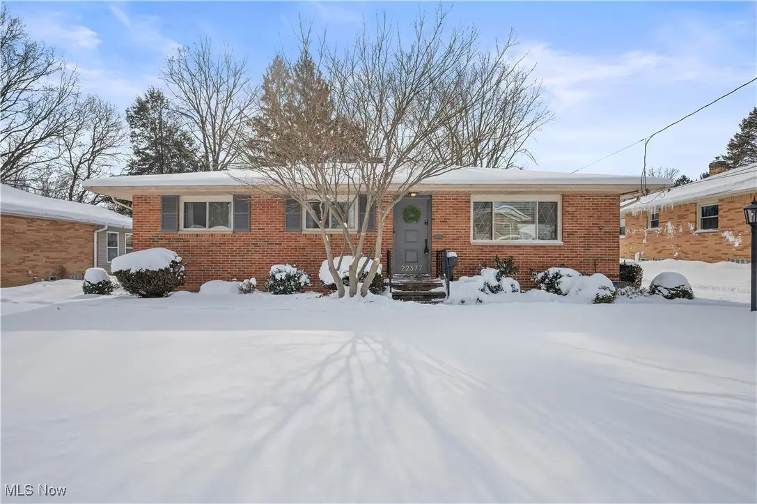 22377 Rivergate Drive, Rocky River, OH 44116 - Image #1