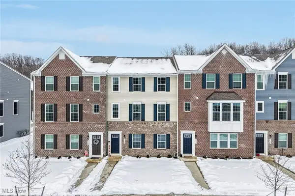 1138 Bean Lane, Akron, OH 44313