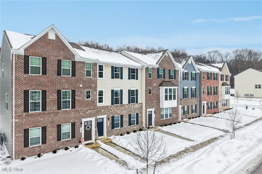 1138 Bean Lane, Akron, OH 44313 - Image #2