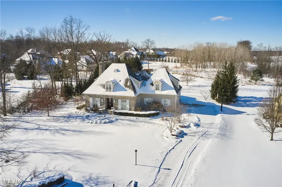 2242 Rock N Creek, Akron, OH 44333 - Image #2