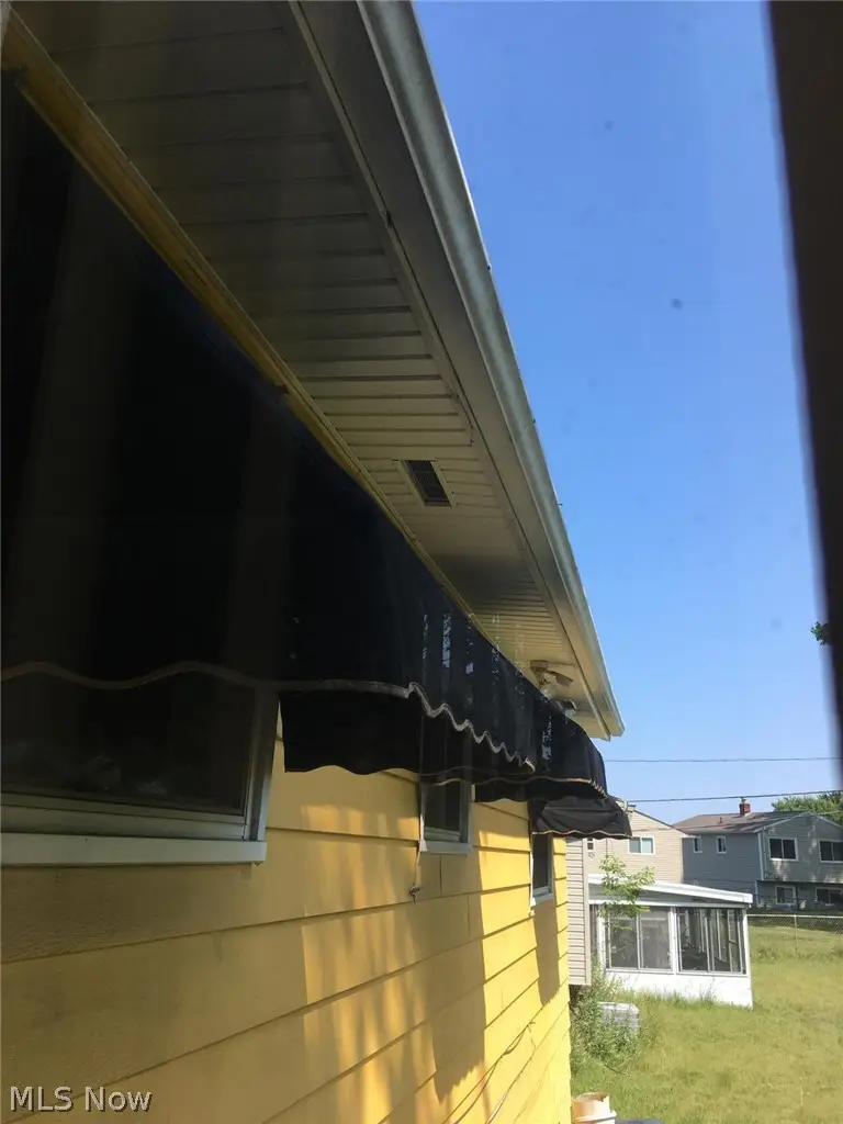 24880 Ridgeline Drive, Bedford Heights, OH 44146 - #3