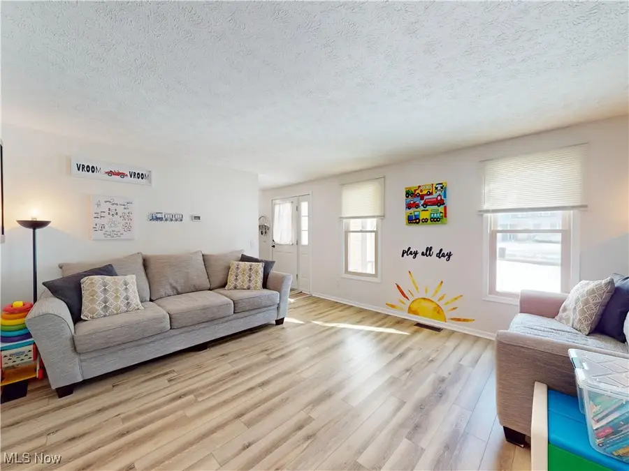 7795 Campton Nw Circle, North Canton, OH 44720 - #3