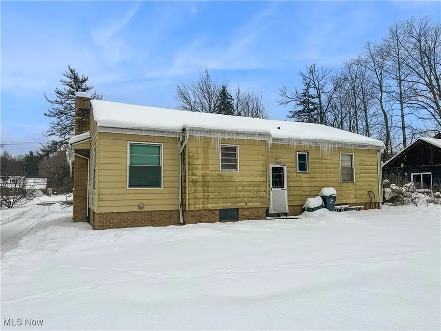 1915 E Wallings Road, Broadview Heights, OH 44147 - Image #2