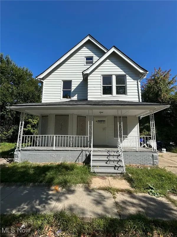 9203 Birchdale Avenue, Cleveland, OH 44106