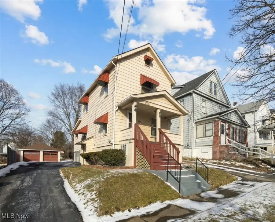 204 Tremble Avenue, Campbell, OH 44405 - Image #2