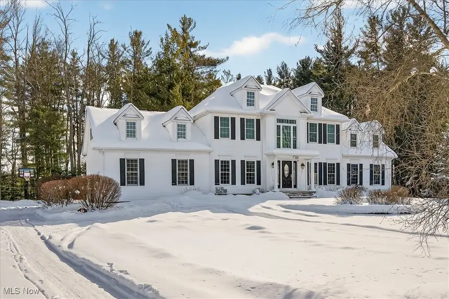 11425 Clearfield Lane, Chardon, OH 44024 - Image #2