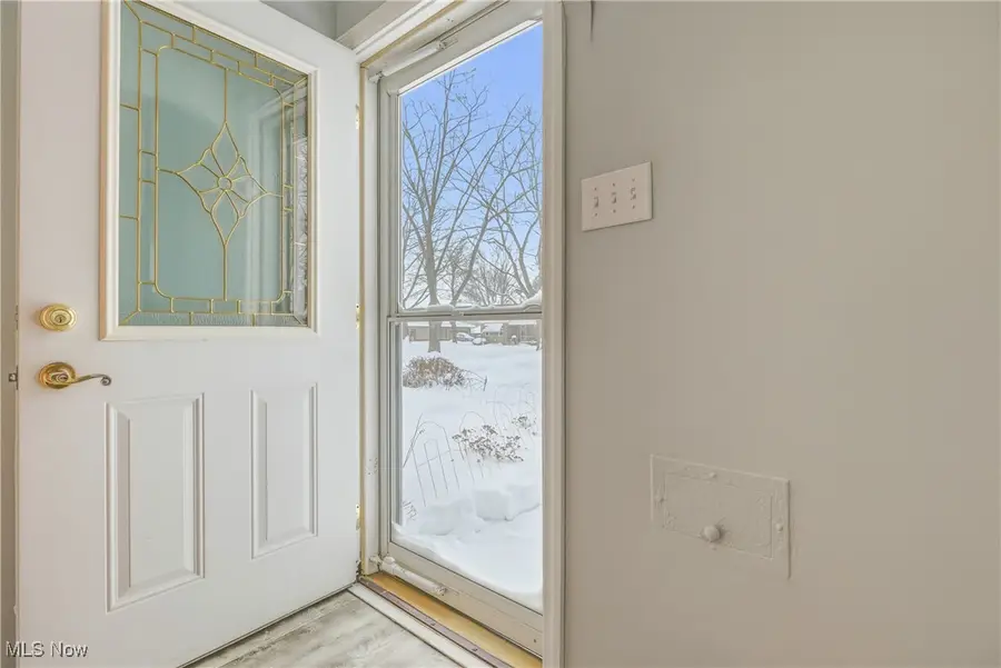 6775 Oakwood Road, Parma Heights, OH 44130 - #2