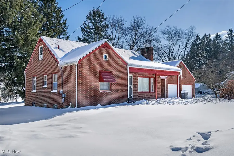 901 Anna Street, Youngstown, OH 44509 - #3